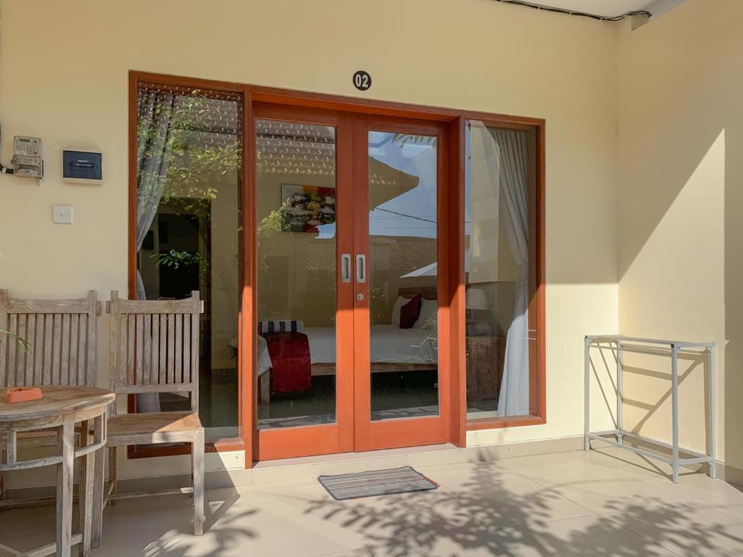 Lotus Bali Guest House Canggu  Exterior photo