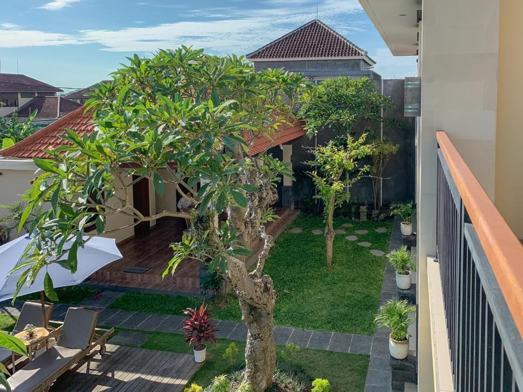 Lotus Bali Guest House Canggu  Exterior photo